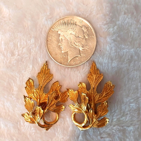 Maxine Denver Clip Earrings - Picture 7 of 7